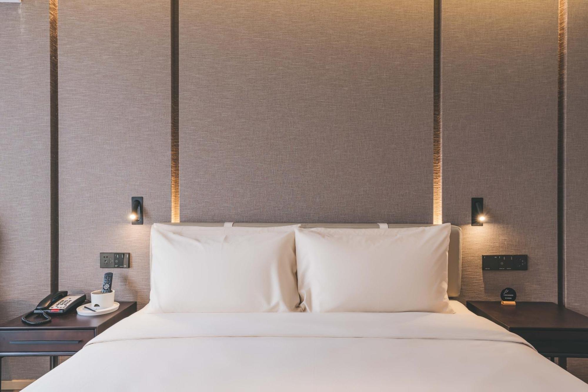 Atour S Xujiahui Tianyaoqiao 5*
