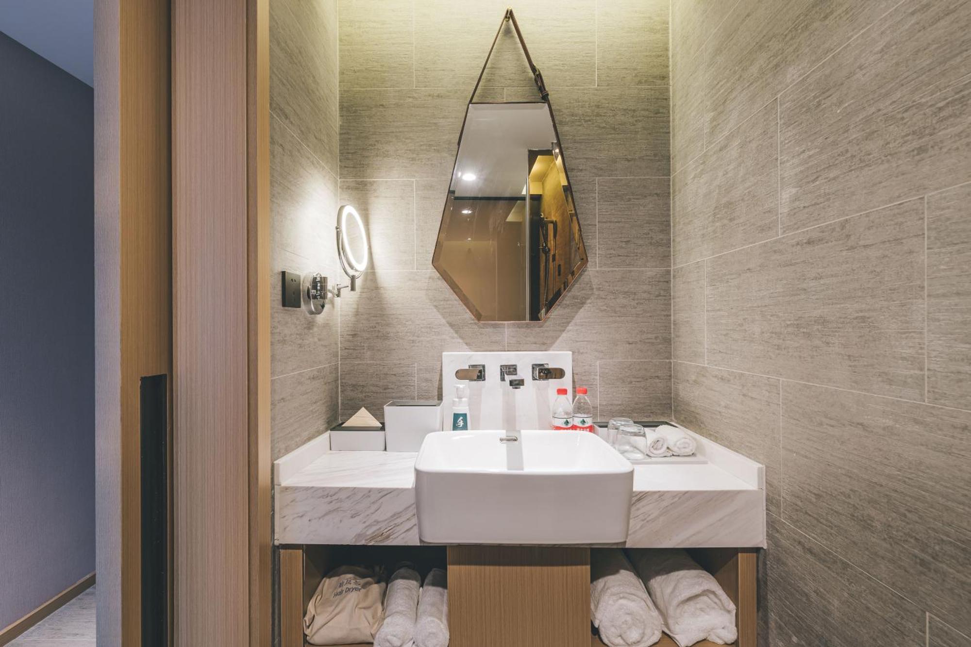 Hotel Atour S Xujiahui Tianyaoqiao 5*