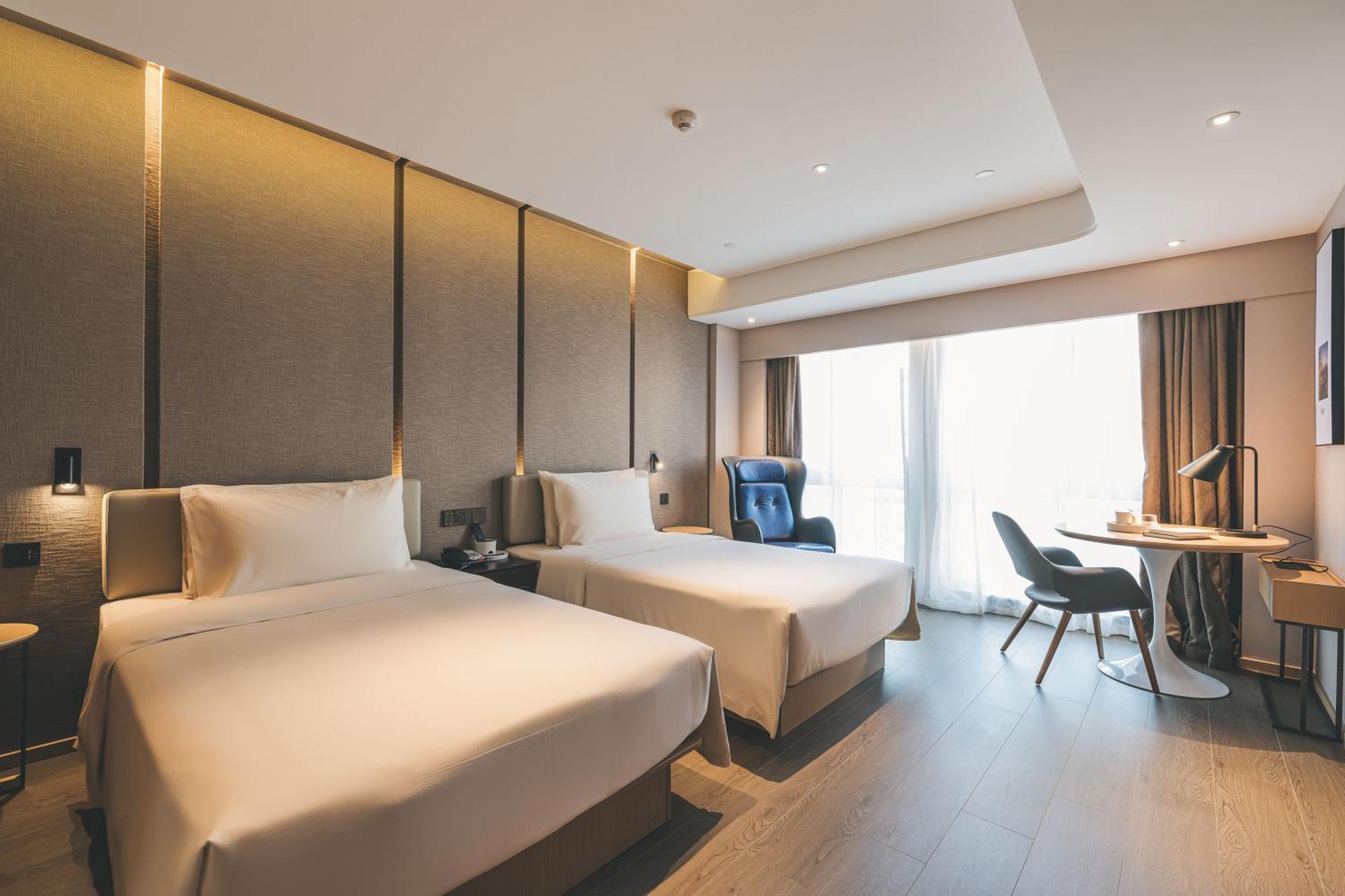 Atour S Xujiahui Tianyaoqiao Hotel