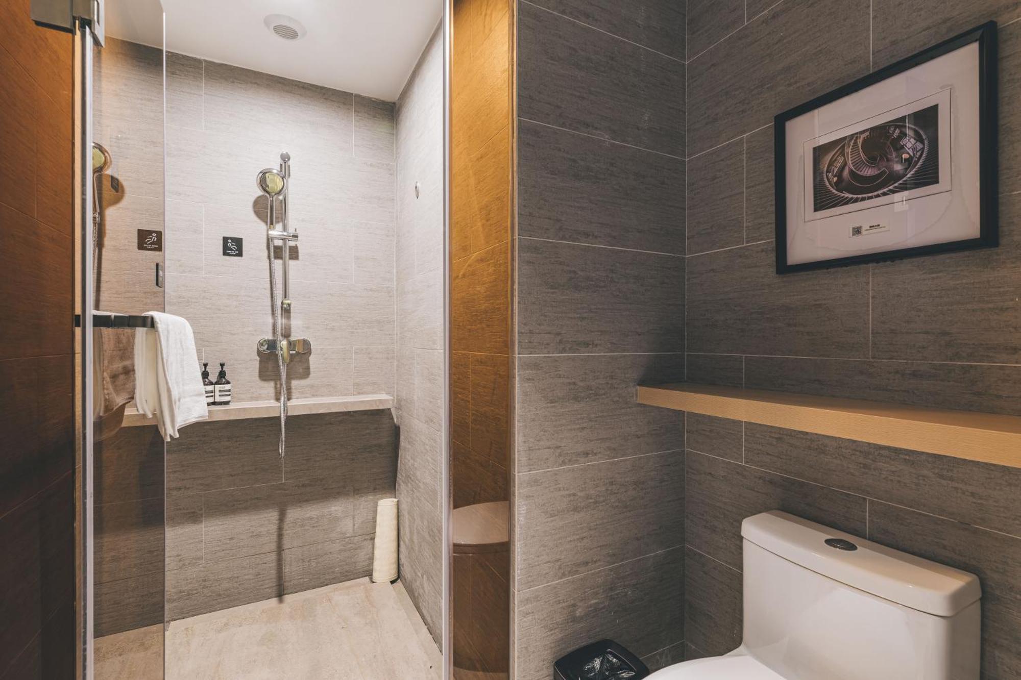 Hotel Atour S Xujiahui Tianyaoqiao